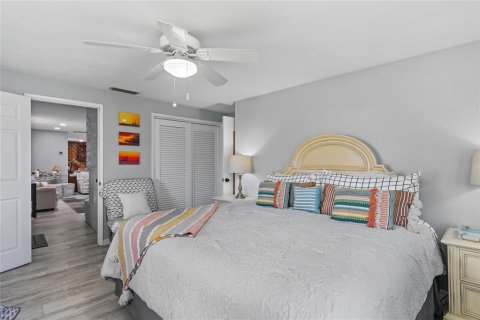 House in Venice, Florida 3 bedrooms, 168.06 sq.m. № 1835322 - photo 14