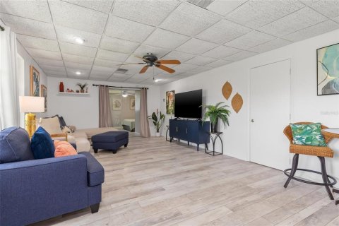 House in Venice, Florida 3 bedrooms, 168.06 sq.m. № 1835322 - photo 23