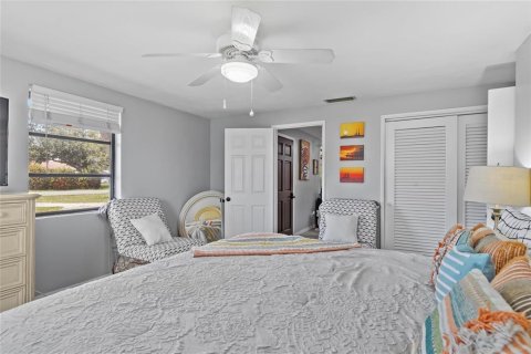 House in Venice, Florida 3 bedrooms, 168.06 sq.m. № 1835322 - photo 15