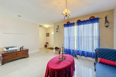House in Orlando, Florida 4 bedrooms, 255.2 sq.m. № 2391113 - photo 15