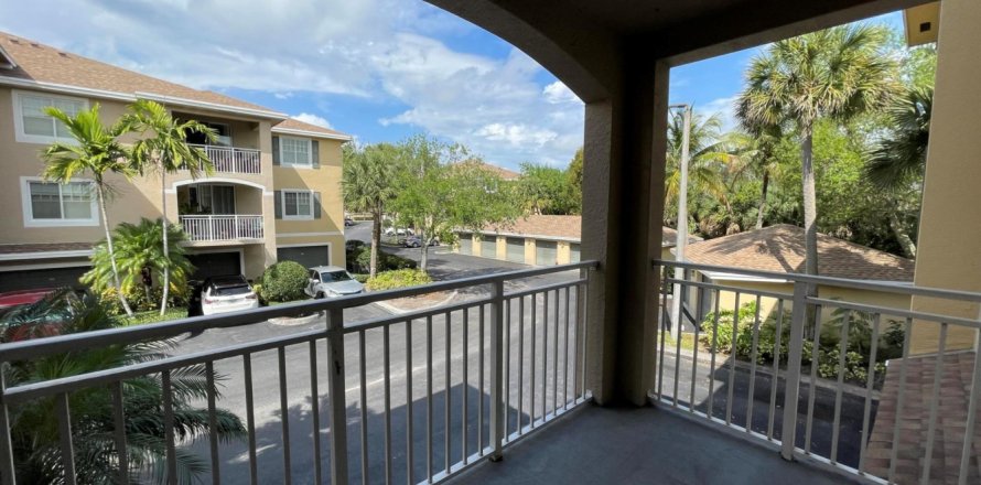 Condominio en West Palm Beach, Florida, 3 dormitorios  № 1135094