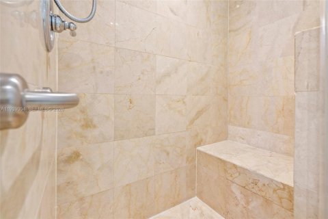 Copropriété à vendre à Coral Gables, Floride: 2 chambres, 86.58 m2 № 1996753 - photo 17