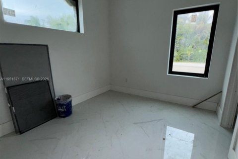 Casa en venta en Pinecrest, Florida, 8 dormitorios, 910.44 m2 № 2054168 - foto 17