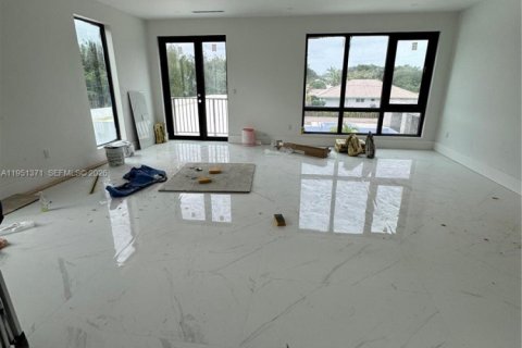 Casa en venta en Pinecrest, Florida, 8 dormitorios, 910.44 m2 № 2054168 - foto 28