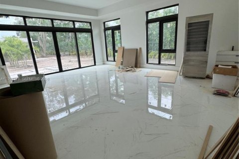 Casa en venta en Pinecrest, Florida, 8 dormitorios, 910.44 m2 № 2054168 - foto 14