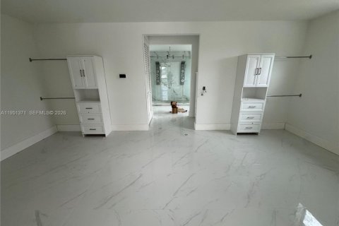 Casa en venta en Pinecrest, Florida, 8 dormitorios, 910.44 m2 № 2054168 - foto 26