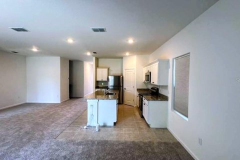 Villa ou maison à louer à Kissimmee, Floride: 3 chambres, 154.4 m2 № 2092068 - photo 6