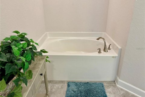 Casa en alquiler en Winter Haven, Florida, 3 dormitorios, 165.18 m2 № 1880862 - foto 19