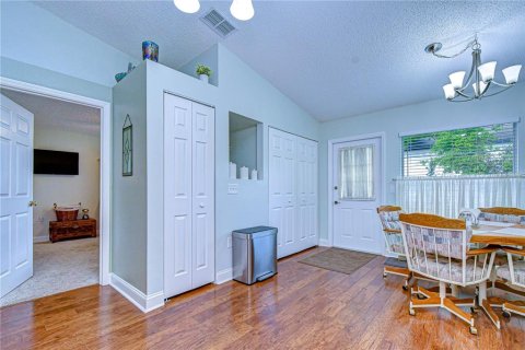 Villa ou maison à vendre à Zephyrhills, Floride: 2 chambres, 111.58 m2 № 2099085 - photo 29