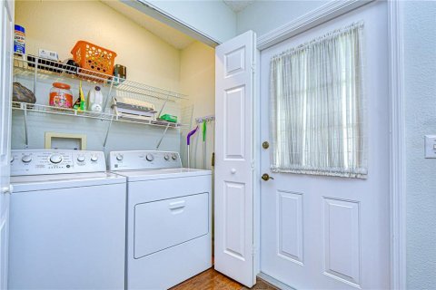 Villa ou maison à vendre à Zephyrhills, Floride: 2 chambres, 111.58 m2 № 2099085 - photo 30