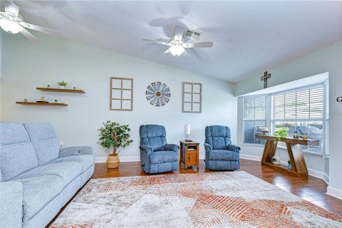 Villa ou maison à vendre à Zephyrhills, Floride: 2 chambres, 111.58 m2 № 2099085 - photo 11
