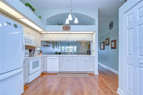 Villa ou maison à vendre à Zephyrhills, Floride: 2 chambres, 111.58 m2 № 2099085 - photo 25