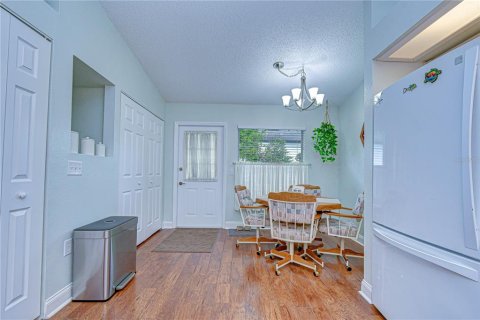 Villa ou maison à vendre à Zephyrhills, Floride: 2 chambres, 111.58 m2 № 2099085 - photo 27