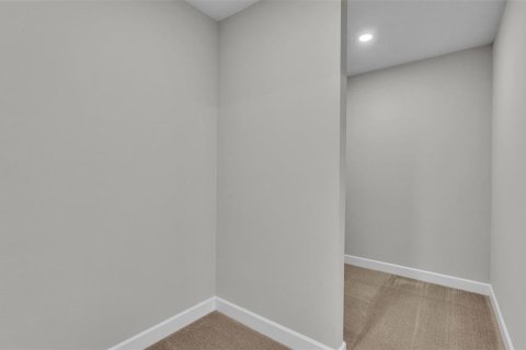 House in Mulberry, Florida 3 bedrooms, 204.38 sq.m. № 1909320 - photo 29