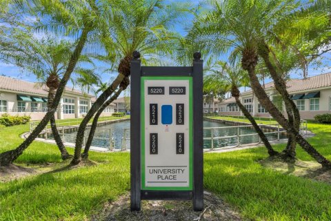 Propiedad comercial en venta en Davie, Florida № 1929757 - foto 25