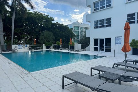 Copropriété à vendre à Fort Lauderdale, Floride: 2 chambres, 113.15 m2 № 2390194 - photo 9