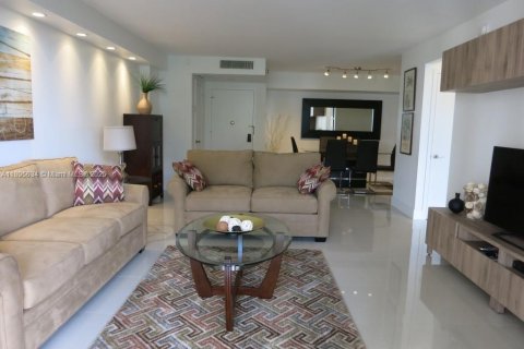 Copropriété à louer à Key Biscayne, Floride: 1 chambre, 103.49 m2 № 1947281 - photo 13