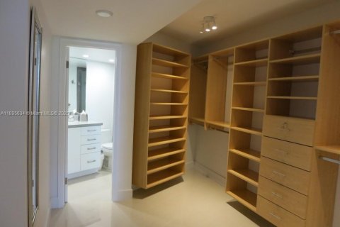 Copropriété à louer à Key Biscayne, Floride: 1 chambre, 103.49 m2 № 1947281 - photo 17