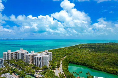 Copropriété à louer à Key Biscayne, Floride: 1 chambre, 103.49 m2 № 1947281 - photo 1