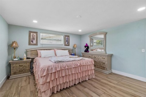 Купить виллу или дом в Гудзон, Флорида 9 комнат, 130.43м2, № 2225695 - фото 29