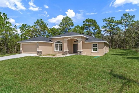 House in Weeki Wachee, Florida 3 bedrooms, 189.52 sq.m. № 1914957 - photo 2