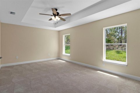 House in Weeki Wachee, Florida 3 bedrooms, 189.52 sq.m. № 1914957 - photo 24