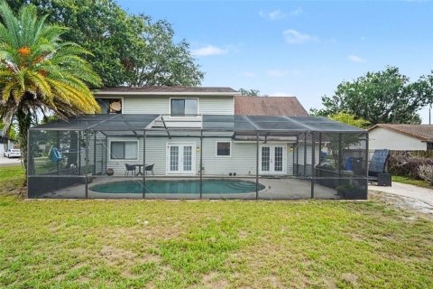 House in Brandon, Florida 3 bedrooms, 185.06 sq.m. № 2284347 - photo 23