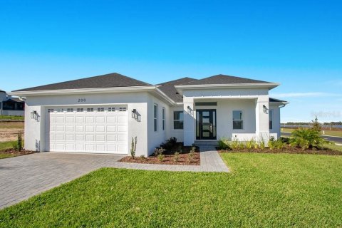 House in Lake Alfred, Florida 3 bedrooms, 266.72 sq.m. № 1666263 - photo 1