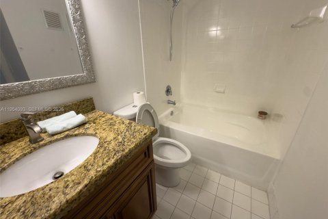 Купить кондоминиум в Мирамар, Флорида 3 спальни, 104.52м2, № 2010104 - фото 13