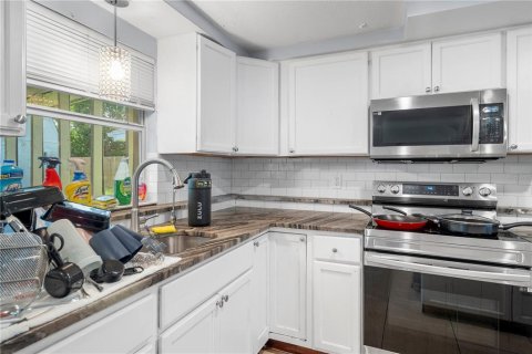 Casa en venta en New Port Richey, Florida, 3 dormitorios, 107.3 m2 № 1834638 - foto 12
