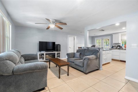 Casa en venta en New Port Richey, Florida, 3 dormitorios, 107.3 m2 № 1834638 - foto 3