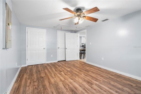 Casa en venta en New Port Richey, Florida, 3 dormitorios, 107.3 m2 № 1834638 - foto 19