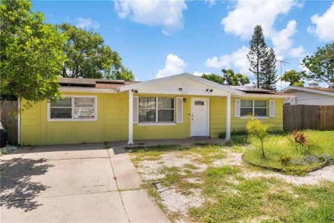 Casa en venta en New Port Richey, Florida, 3 dormitorios, 107.3 m2 № 1834638 - foto 1