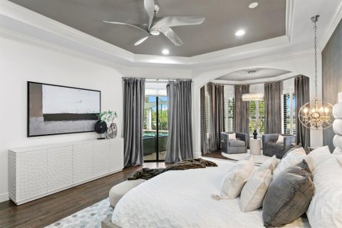 House in Apollo Beach, Florida 4 bedrooms, 380.43 sq.m. № 2378163 - photo 19