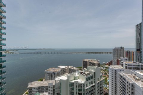 Condominio en alquiler en Miami, Florida, 4 dormitorios, 219.71 m2 № 2172998 - foto 30
