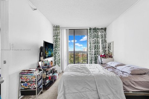 Copropriété à vendre à Aventura, Floride: 2 chambres, 95.04 m2 № 1839600 - photo 15