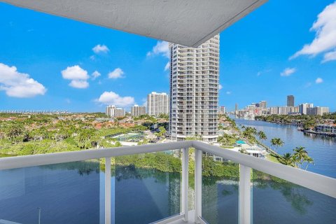Copropriété à vendre à Aventura, Floride: 2 chambres, 95.04 m2 № 1839600 - photo 29