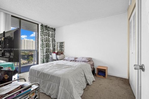 Copropriété à vendre à Aventura, Floride: 2 chambres, 95.04 m2 № 1839600 - photo 13