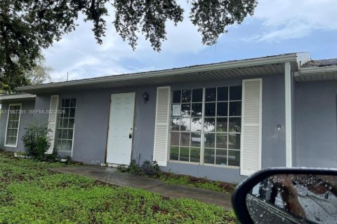 Снять в аренду виллу или дом в Лабель, Флорида 5 спален, 196.21м2, № 2048994 - фото 12