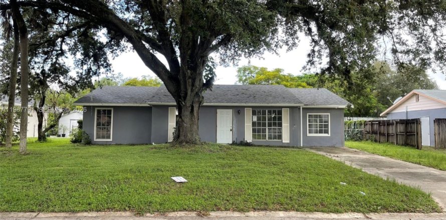 Дом в Лабель, Флорида 5 спален, 196.21м2 № 2048994