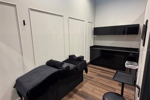 Commercial property in Kissimmee, Florida 91.97 sq.m. № 2266679 - photo 15