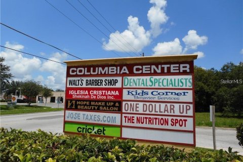 Commercial property in Kissimmee, Florida 91.97 sq.m. № 2266679