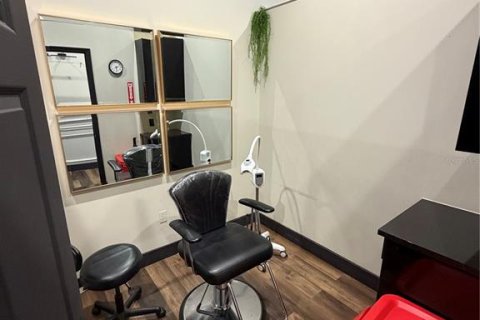 Commercial property in Kissimmee, Florida 91.97 sq.m. № 2266679 - photo 14