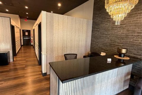 Commercial property in Kissimmee, Florida 91.97 sq.m. № 2266679 - photo 5