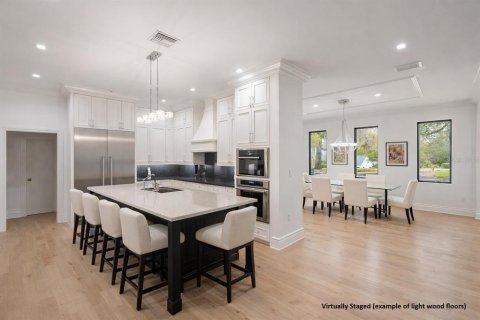 House in Winter Park, Florida 4 bedrooms, 435.06 sq.m. № 2226491 - photo 16