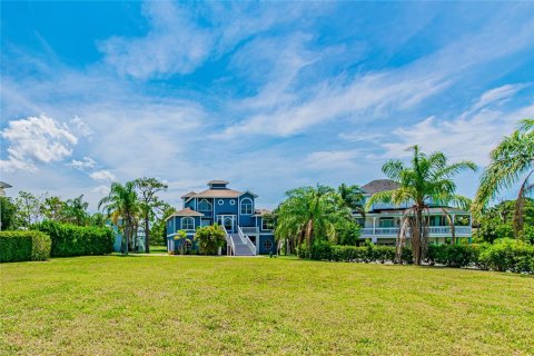 Land in Tarpon Springs, Florida № 247810 - photo 23