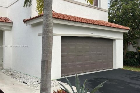 Villa ou maison à vendre à Weston, Floride: 4 chambres, 176.7 m2 № 1976651 - photo 5