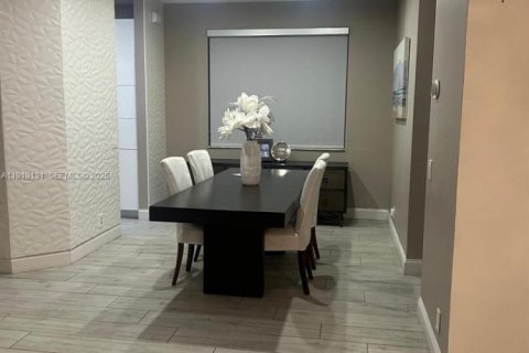 Villa ou maison à vendre à Weston, Floride: 4 chambres, 176.7 m2 № 1976651 - photo 20