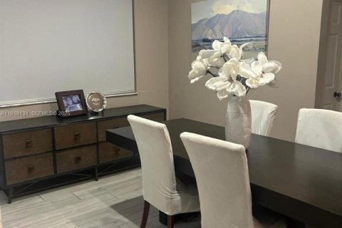 Villa ou maison à vendre à Weston, Floride: 4 chambres, 176.7 m2 № 1976651 - photo 22