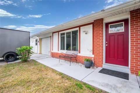 Casa en venta en North Port, Florida, 2 dormitorios, 114.08 m2 № 1559801 - foto 2